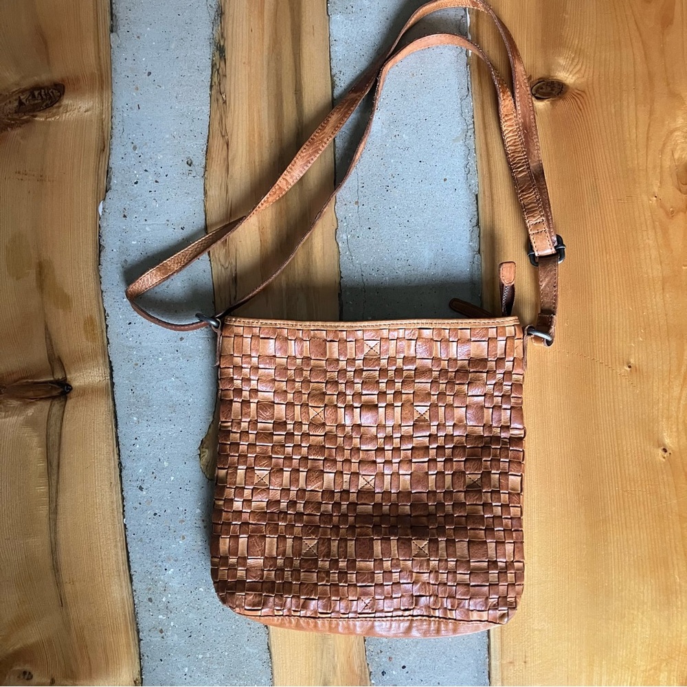 Beautiful Leather Crossbody purse